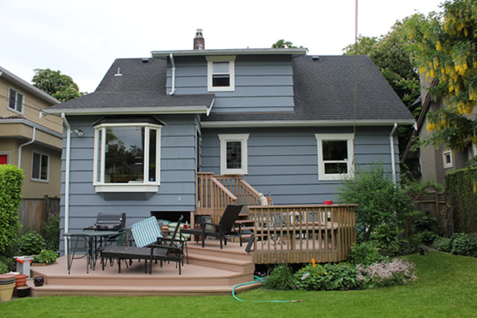 Grey-blue, white exterior painted by Surrey painters Blue Chip Painting